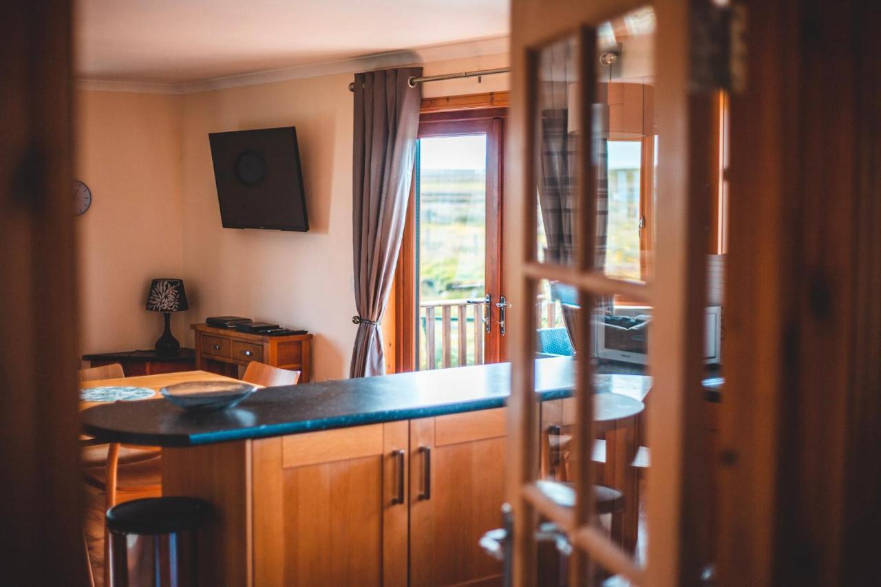 Moorpark Cottages Barvas Bagian luar foto