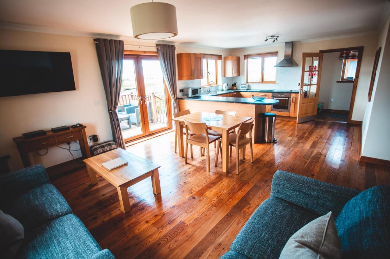 Moorpark Cottages Barvas Bagian luar foto
